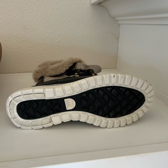 Womens Sorel boots - Picture 4 of 5